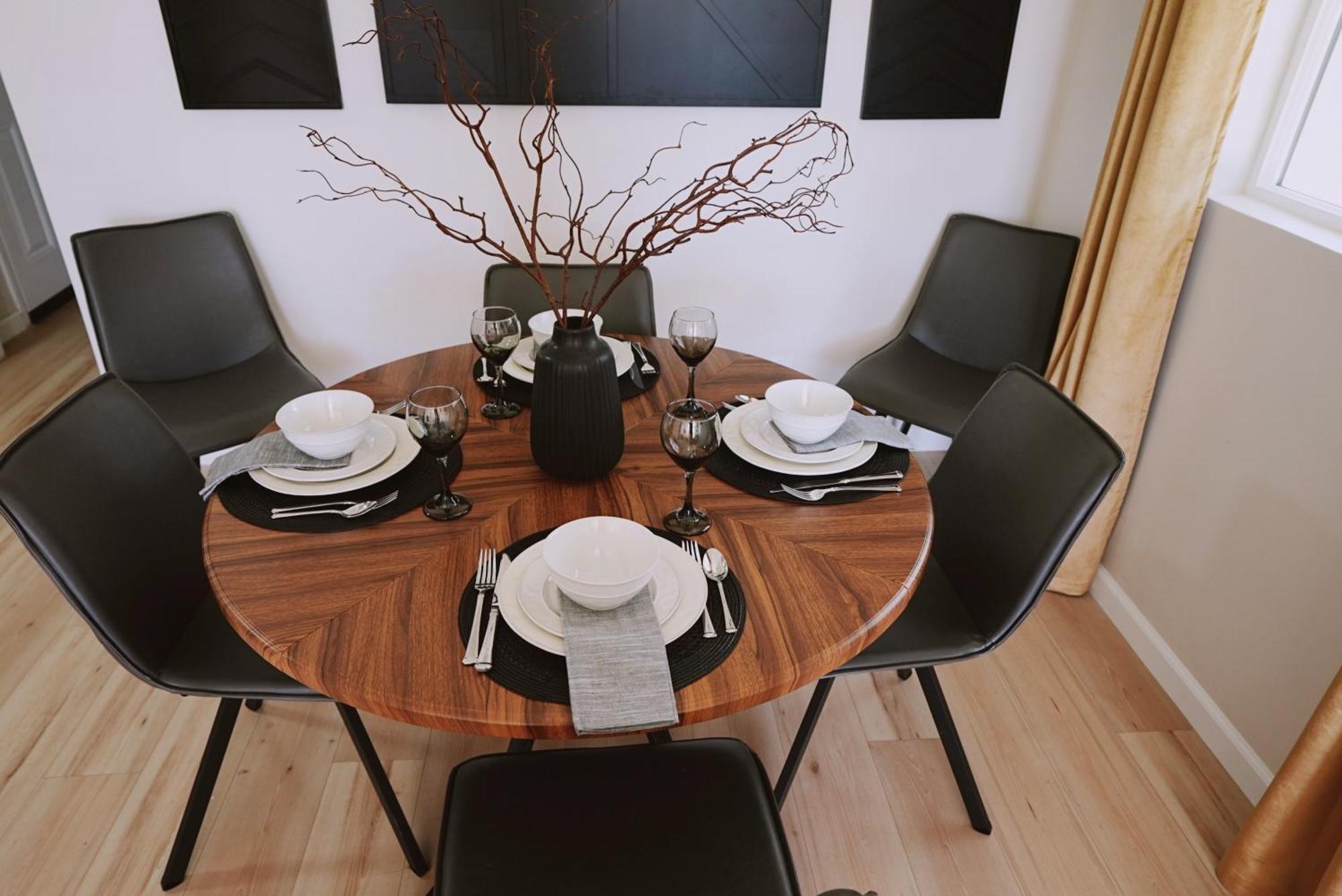Centrally Located! Remodeled! Huge Backyard! The White House Albuquerque Exterior foto